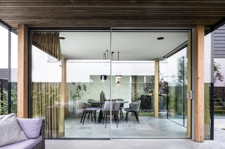 Earl[sfield aluminium sliding doors